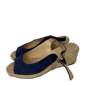 Lands’ End comfortable sandals.